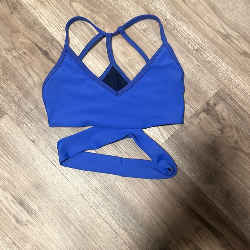 Five dance wear top